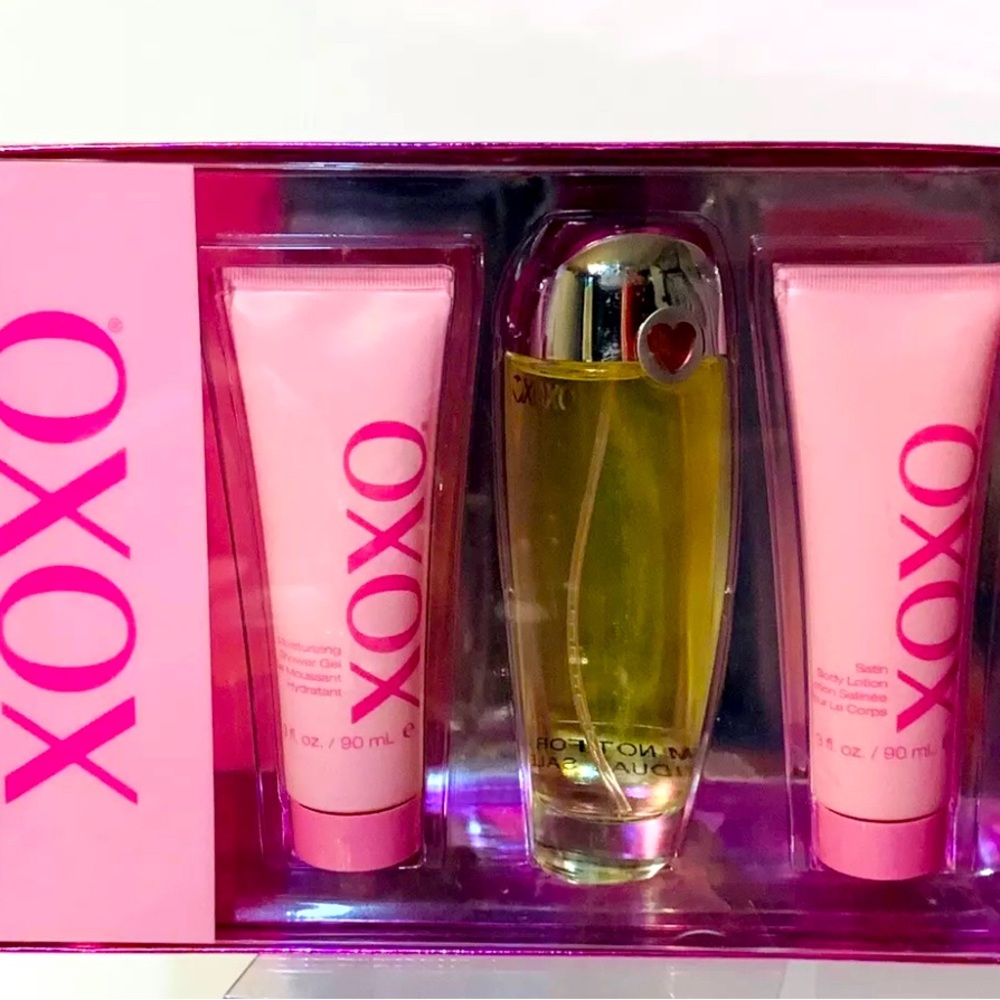 XOXO Perfume 3 Pcs Set Women -3.4 oz EDP+3.0 oz B/Lot+3.0 oz S/Gel .